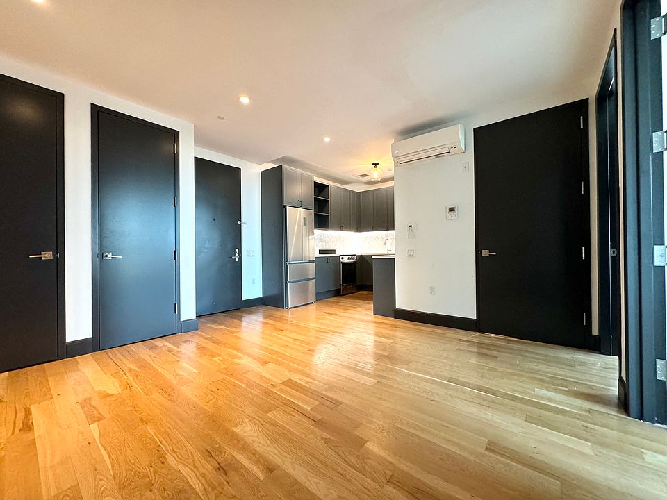 1st image of 1134 Fulton St APT 3H