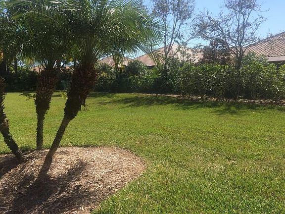 4th image of 1185 Riverwind Cir