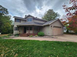 462 E Poplar Ave, Cameron, WI 54822