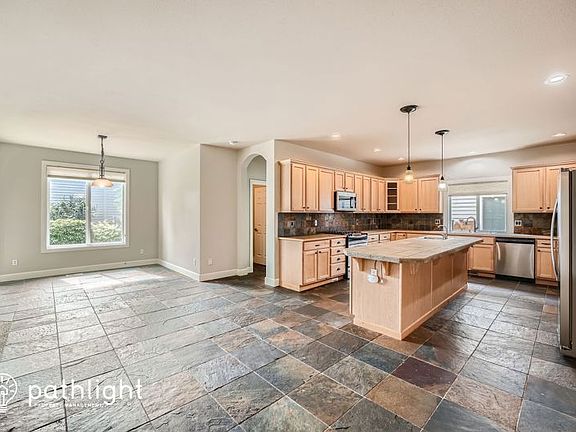 4th image of 12206 185th Ave E