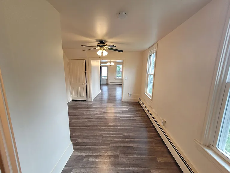 103 Schoolhouse Rd — Photo 7