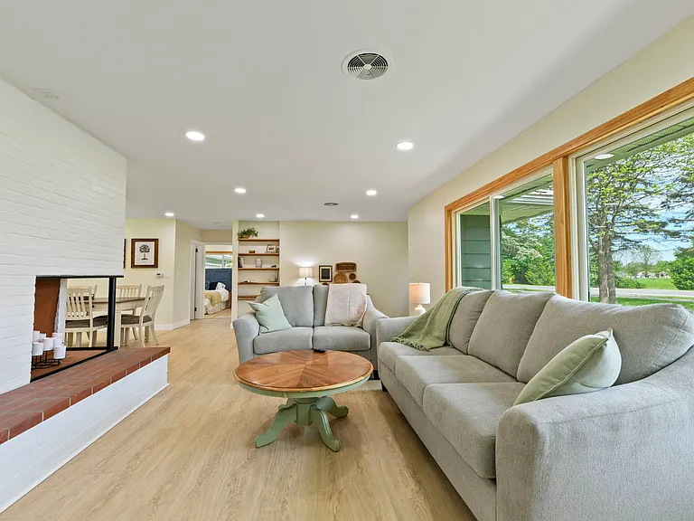 719 Hanshaw Rd #2 — Photo 5