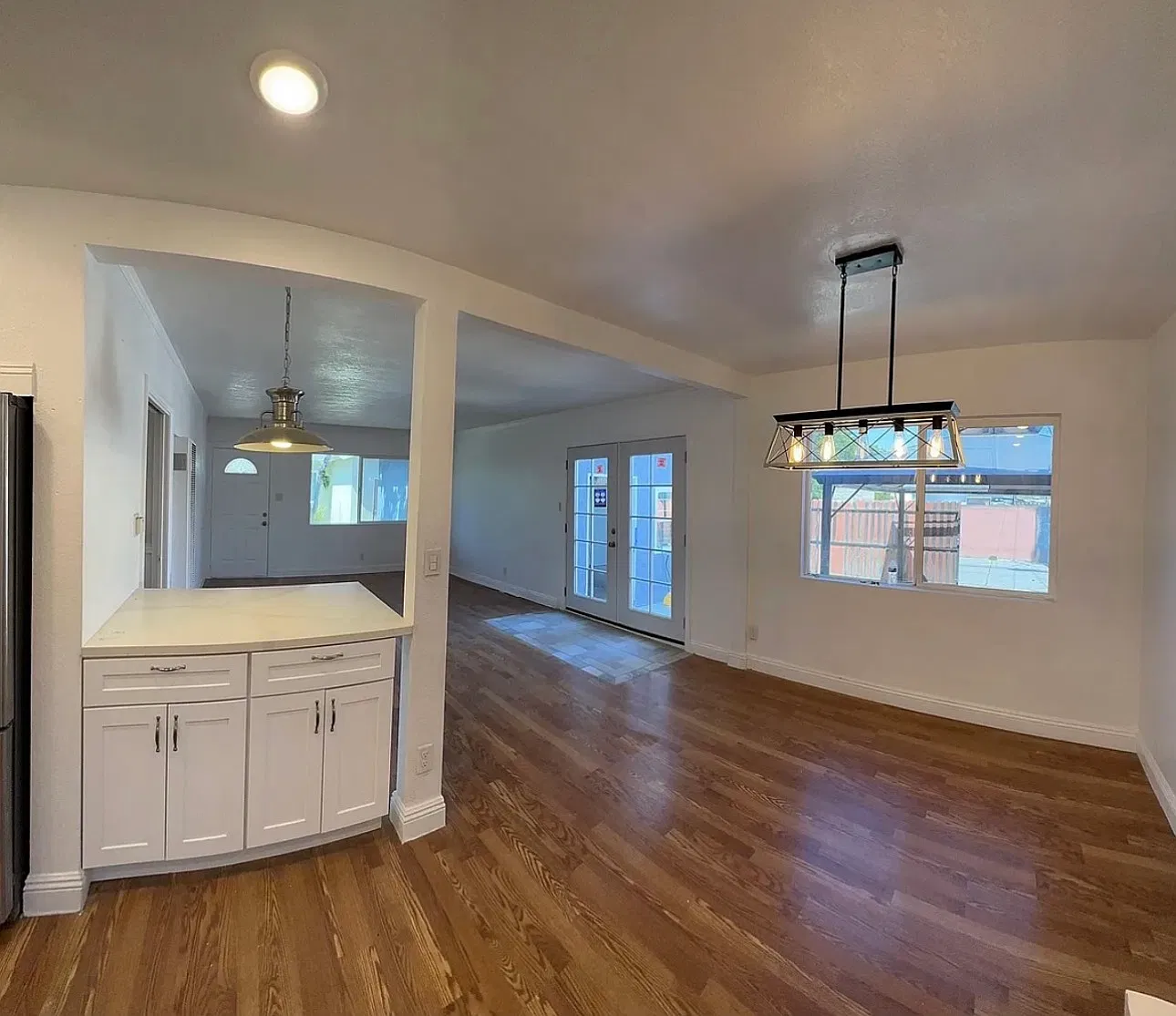 3 bed, $3,450 — Photo 1