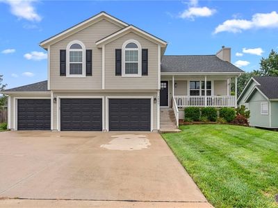 1801 Gunner Ave, Greenwood, MO, 64034