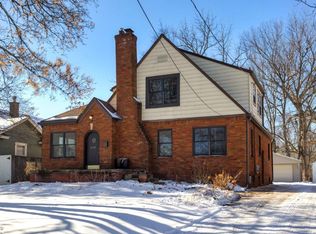 2702 41st Pl, Des Moines, IA 50310