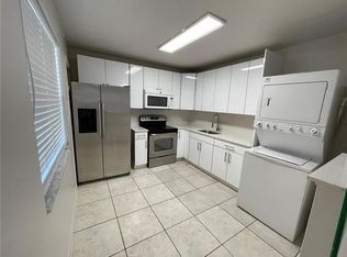 631 SW 6th Ter, Hallandale, FL 33009