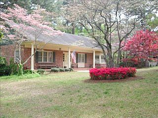 2nd image of 945 Sandavis Rd
