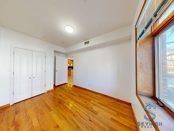 2nd image of 544 Brooklyn Ave #2E