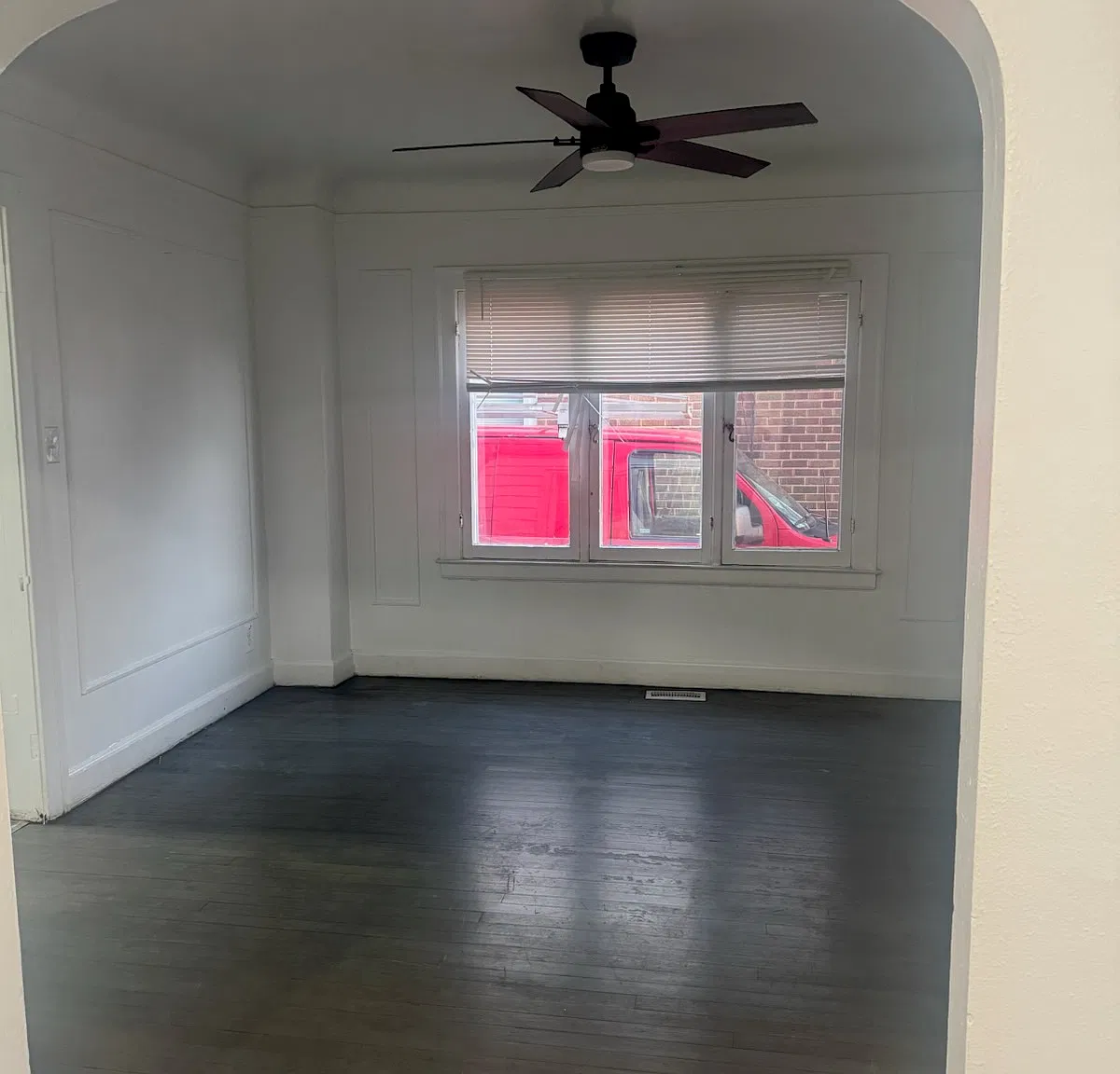 4 bed, 2200 sqft, $1,800 — Photo 4