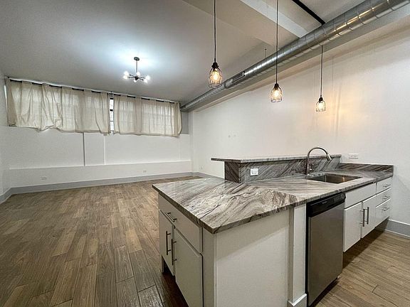 5th image of 1435 W 21st St #6