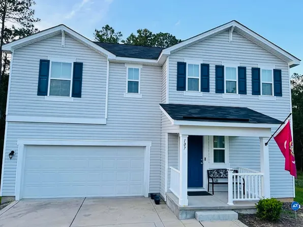 107 Fleetwood Ct, Lillington, NC 27546