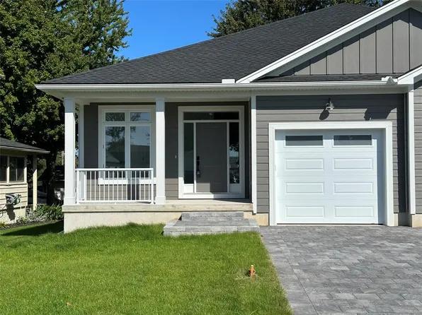 397 Victoria St, North Middlesex, ON N0M 2K0