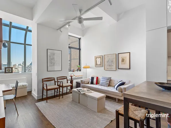 310 East 46th Street image 1 of 5