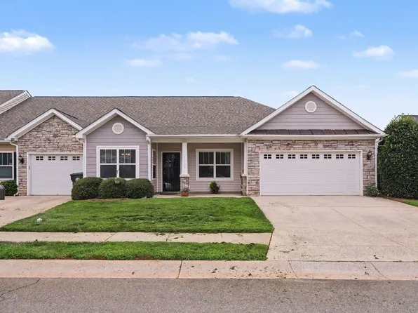 1005 Gold Cir, Mebane, NC 27302