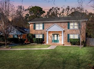 1404 Oak Tree Ct, Mobile, AL 36609