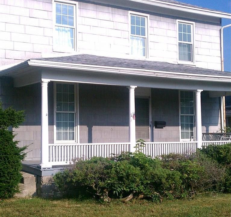 1st image of 133 N Dixie Dr