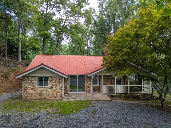 650 Sunrise Park, Sylva, NC 28779