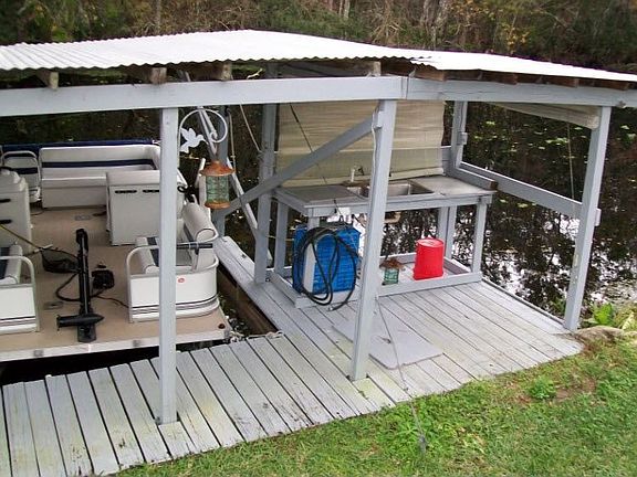 Fish Cleaning Station