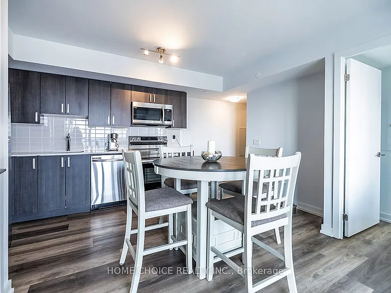 1480 Bayly St #518 — Photo 8