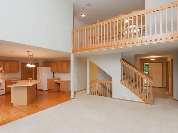 5th image of 7329 Walden Rd NE