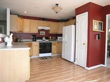 2nd image of 7912 Lawndale Ave
