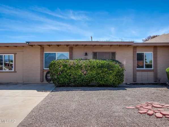 6820 E Barrow St, Tucson, AZ 85730