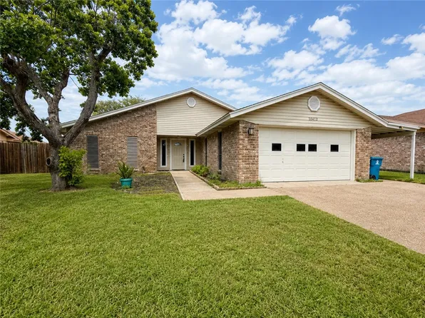 1019 Espana Dr, Portland, TX 78374