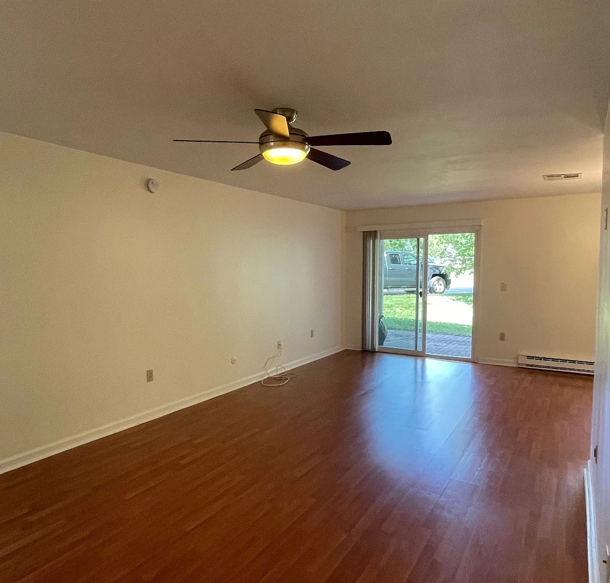 1 bed, 800 sqft, $1,800 — Photo 4