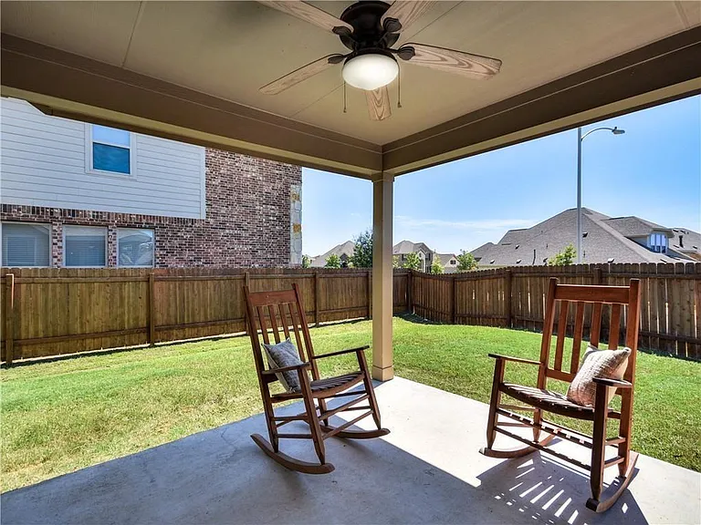 701 Cardenas Ln — Photo 19