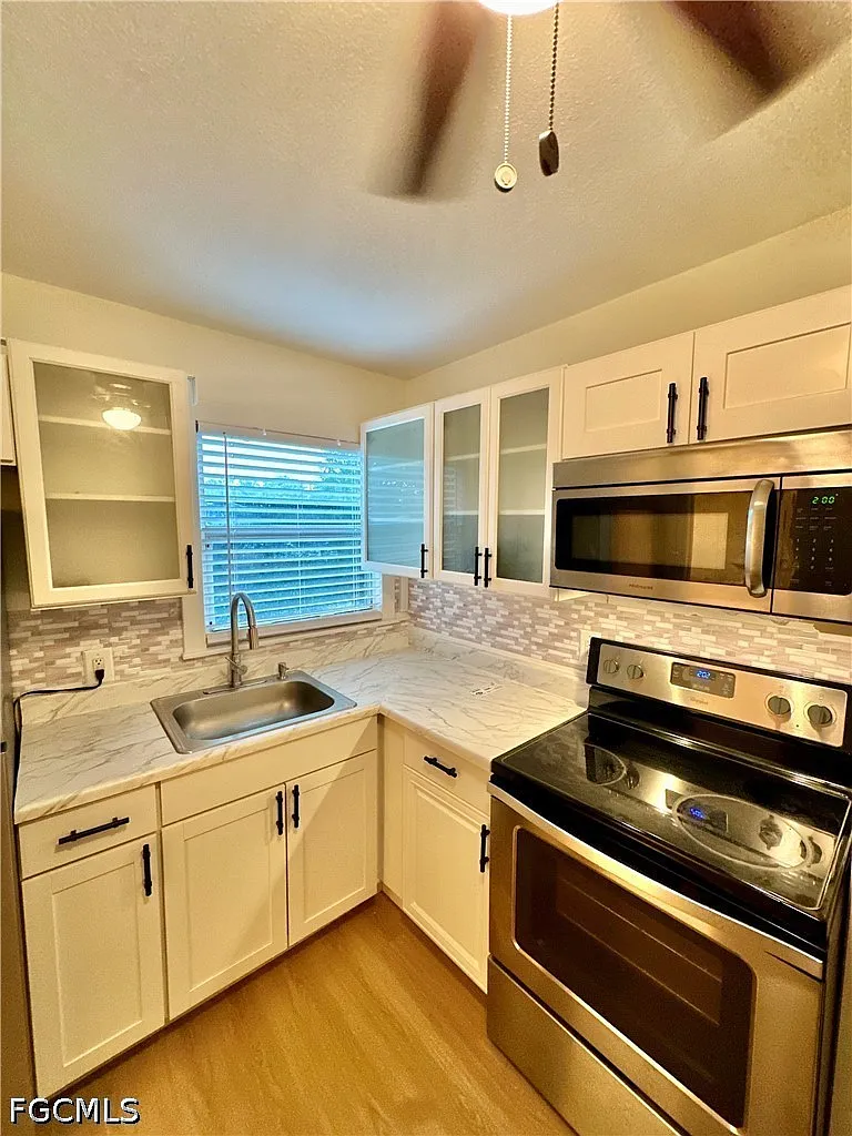 2 bed, 1.0 bath, 886 sqft, $1,499 — Photo 3