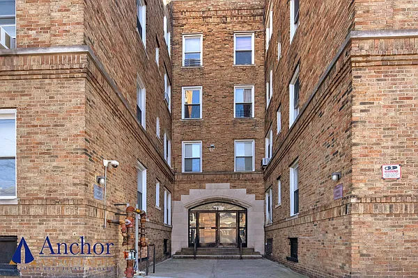 Rented by Modern Spaces | media 2