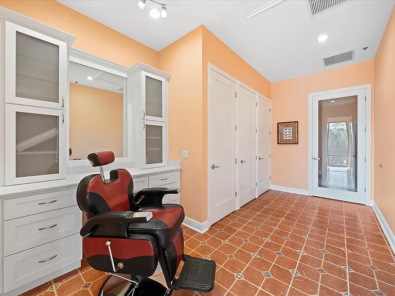 735 Pilot Ln — Photo 12