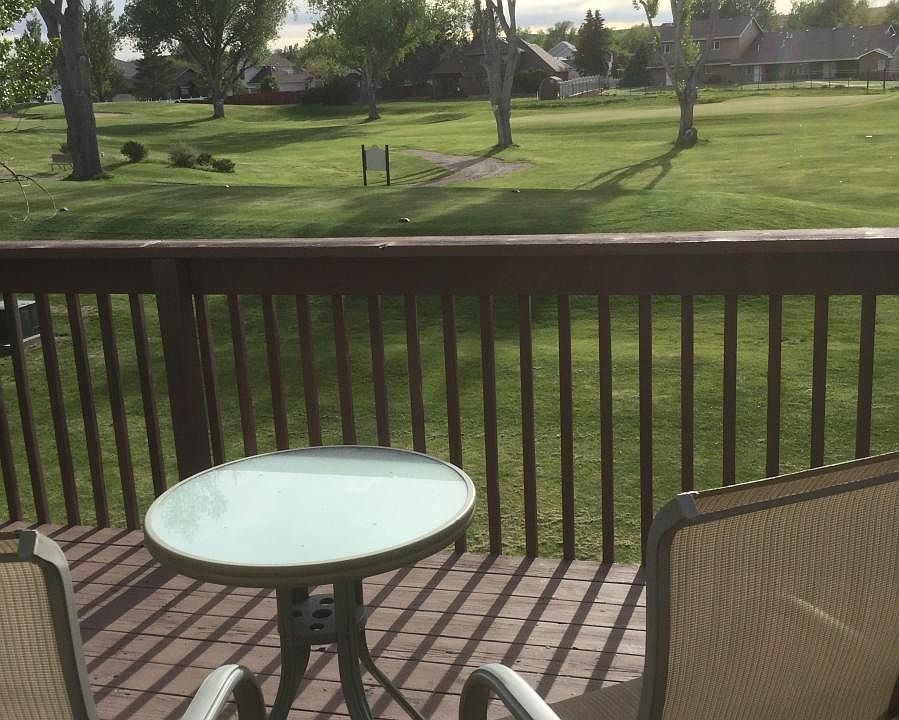 Deck with grill