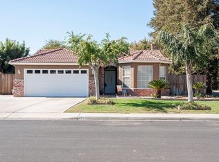 1437 N Cedar Ave, Reedley, CA 93654