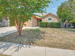 4512 Wheatland Dr, Fort Worth, TX 76179