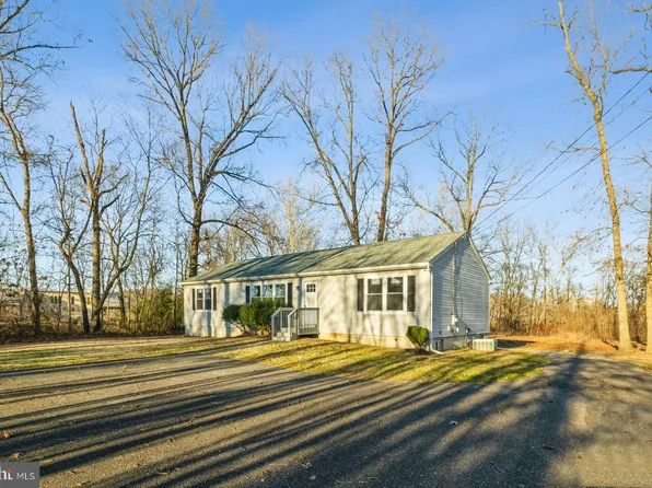 44 Berkley Rd, Mount Royal, NJ 08061