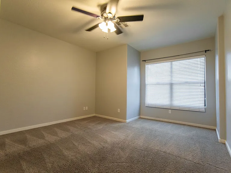 305 S Wilson St #102 — Photo 28