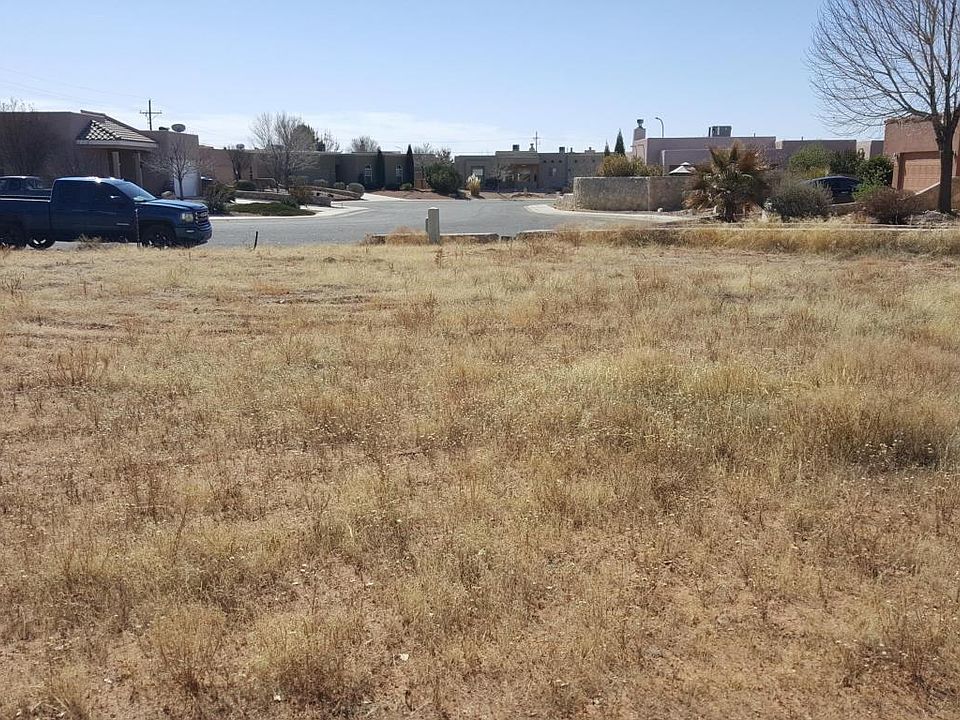 2nd image of 6443 Serrano Dr