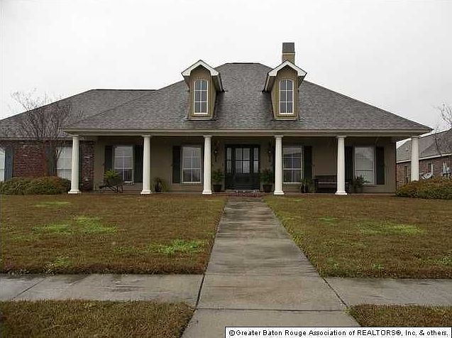 1st image of 364 E Brusly Oaks Dr