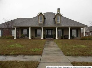 364 E Brusly Oaks Dr, Brusly, LA 70719