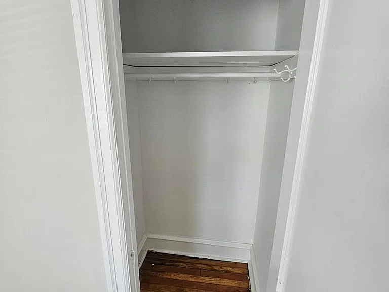 410 Linden St — Photo 19