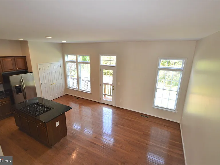 25140 Boomerang Ter — Photo 13