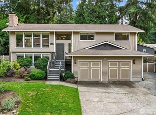 16915 NE 98th Ct, Redmond, WA