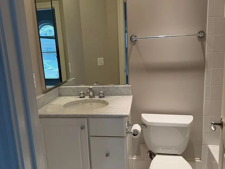 12460 Ansin Circle Dr — Photo 13