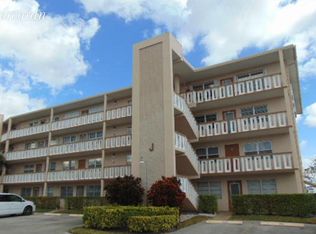 372 Wellington Cir #J-3720, West Palm Beach, FL 33417