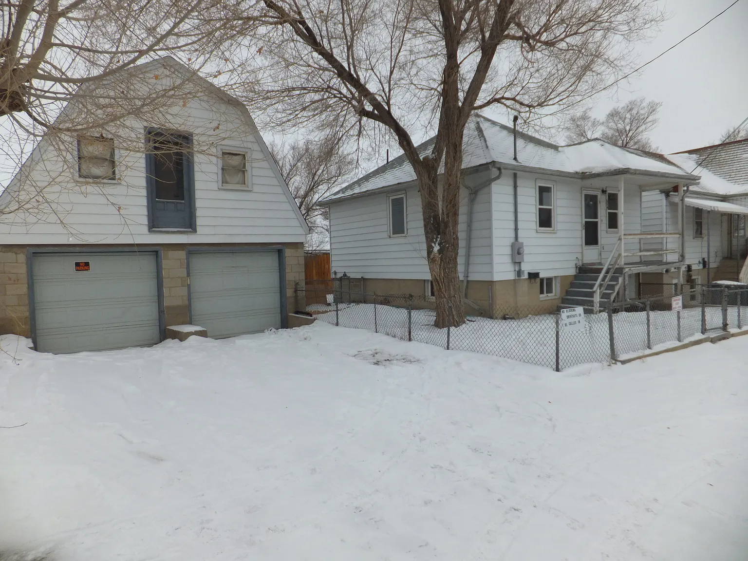 604 Ridge Ave - 604 — Photo 2
