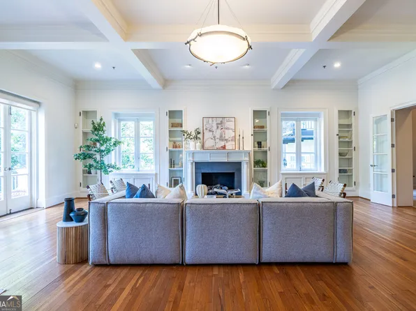 270 15th St NE Unit 201, Atlanta, GA 30309