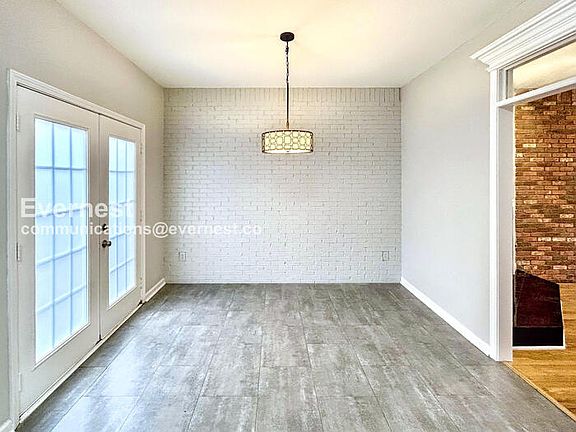 4th image of 8002 Saint Charles Sq