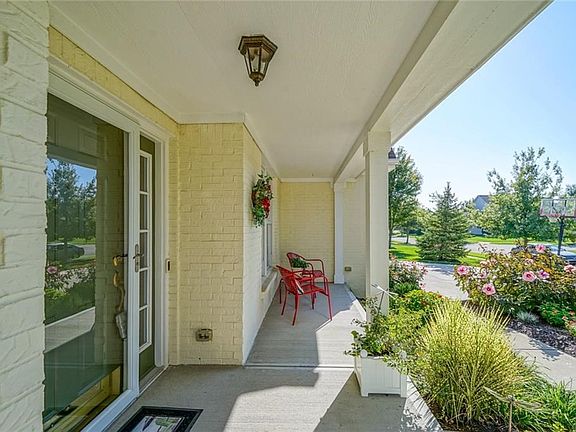Side view of the spacious front porch.