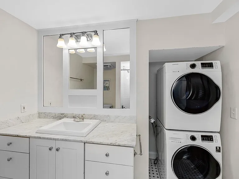 253 River St #253 — Photo 7